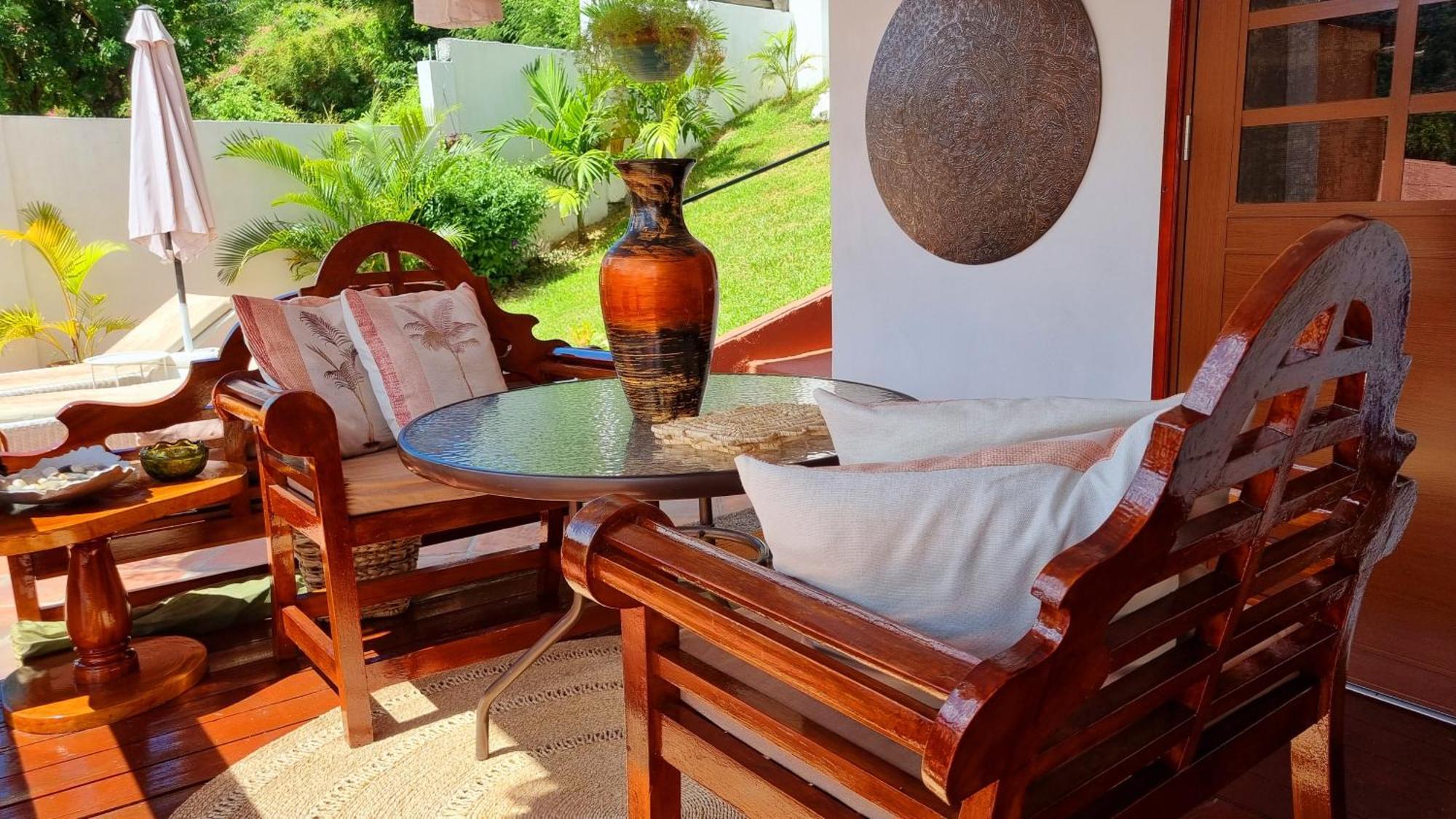 The Suite Spot Apartment - Private Paradise Stay Σουφριέρ Εξωτερικό φωτογραφία
