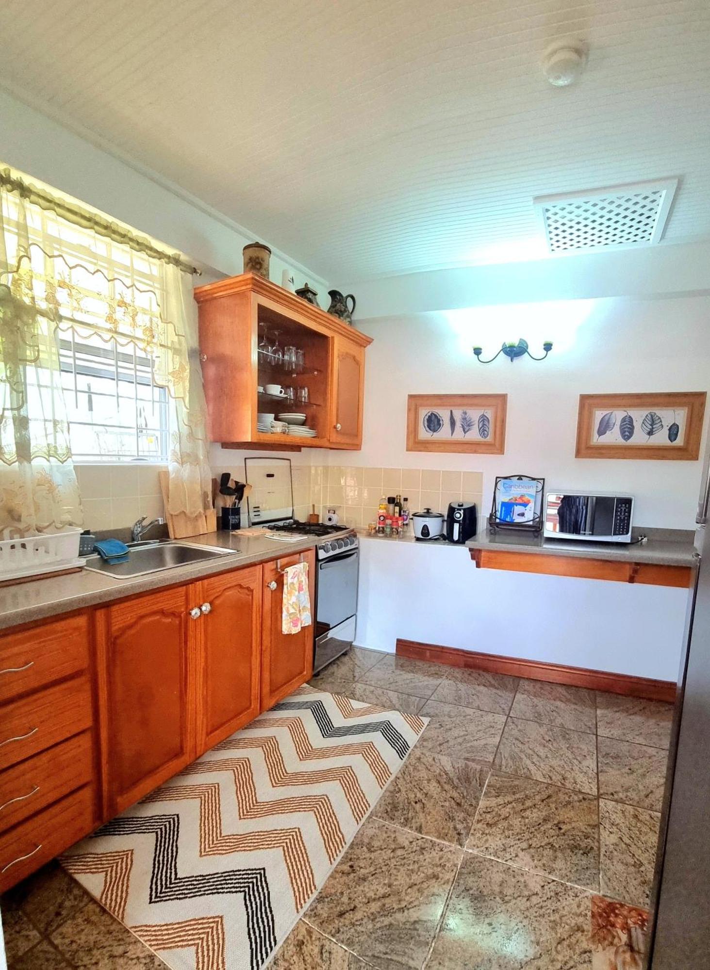 The Suite Spot Apartment - Private Paradise Stay Σουφριέρ Εξωτερικό φωτογραφία