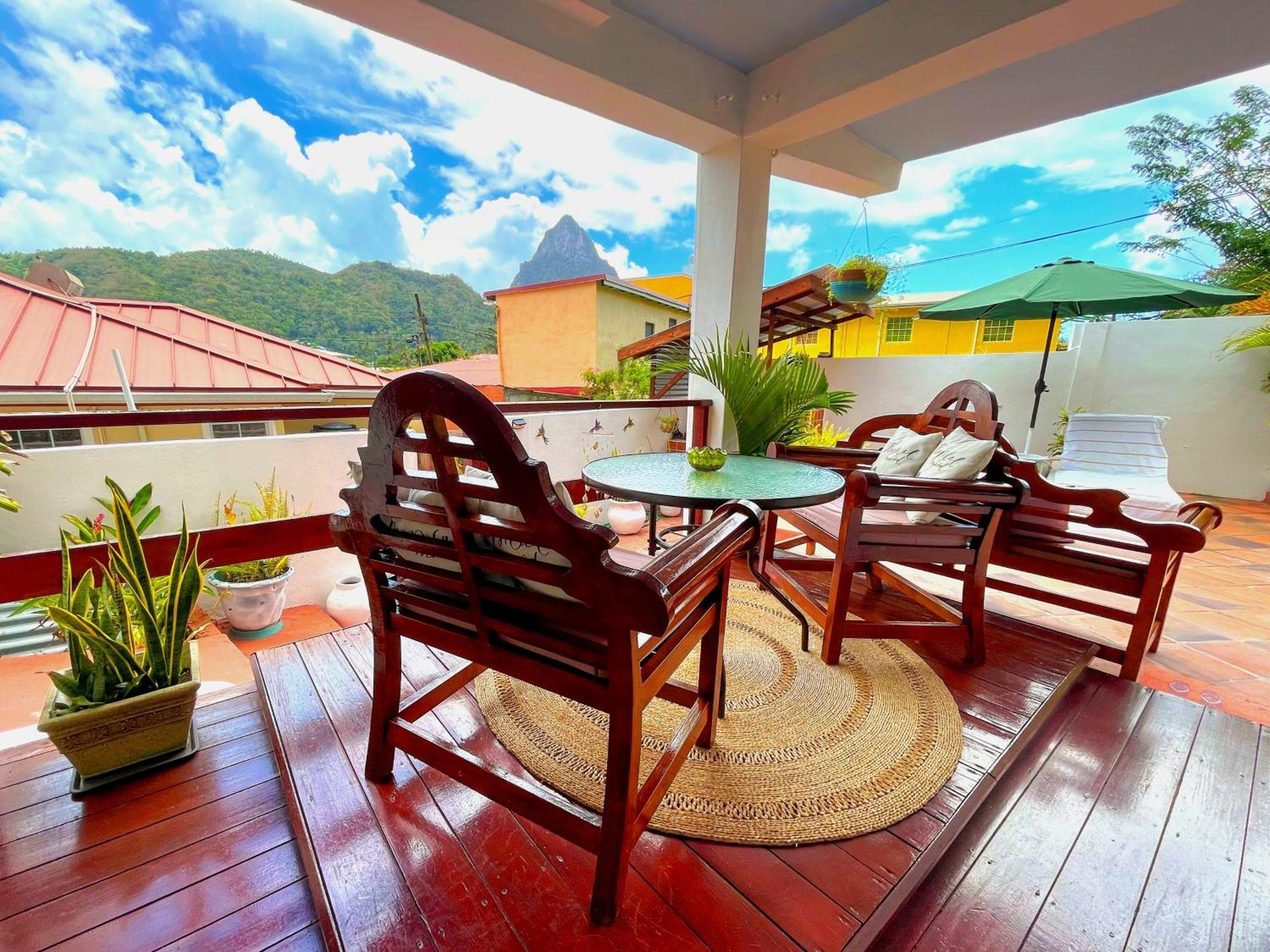 The Suite Spot Apartment - Private Paradise Stay Σουφριέρ Εξωτερικό φωτογραφία